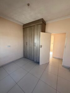 3-BEDROOM COTTAGE TO LET