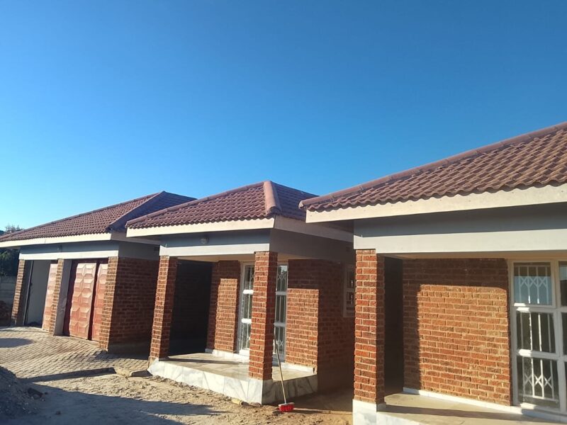 8 bedroom full-house for rent in Harare