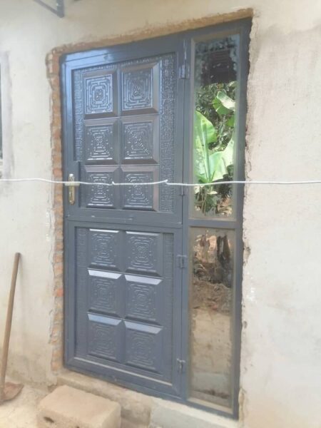CR Welders: Sliding Gates, Doors, Carports & Steel Works in Harare