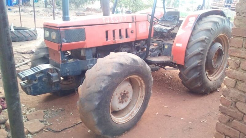 Same explorer 85 4x4 Deutz engine in Harare