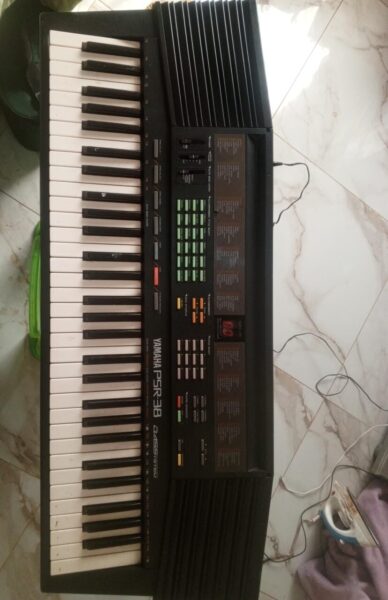 Yamaha PSR 38 in Harare