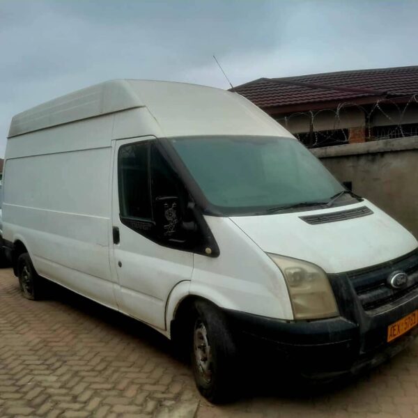 Ford Transit Mk7 in Bulawayo